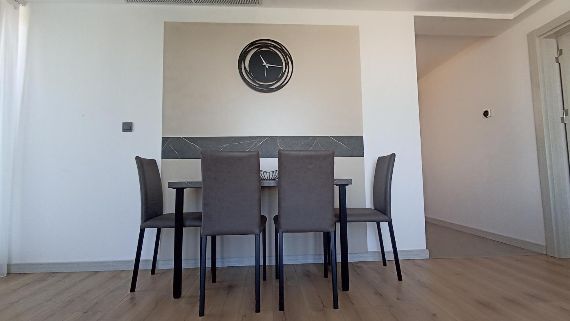 19Th & 18Th Floor Secure Apartments With Pool & Fitness & Parking Included In Price Skopje Exteriér fotografie