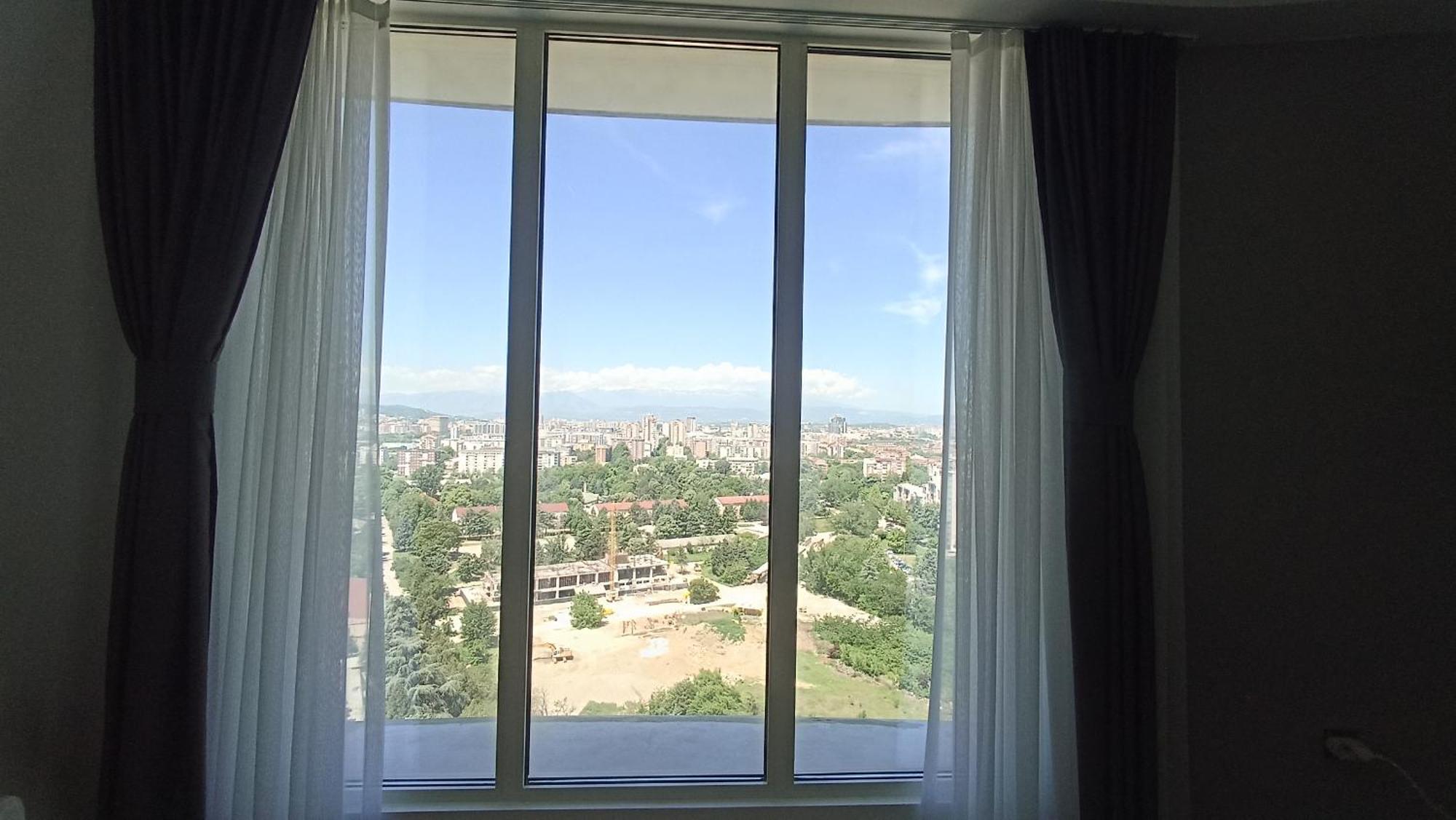 19Th & 18Th Floor Secure Apartments With Pool & Fitness & Parking Included In Price Skopje Exteriér fotografie